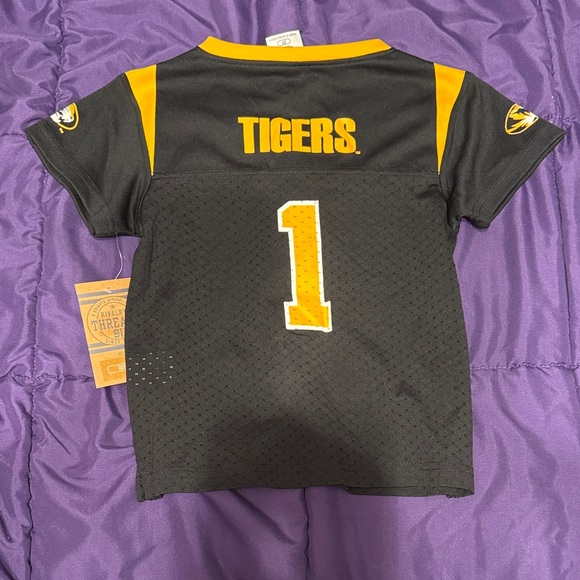 Rivalry Threads Black and Gold Mizzou Kids Jersey - Picture 2 of 2